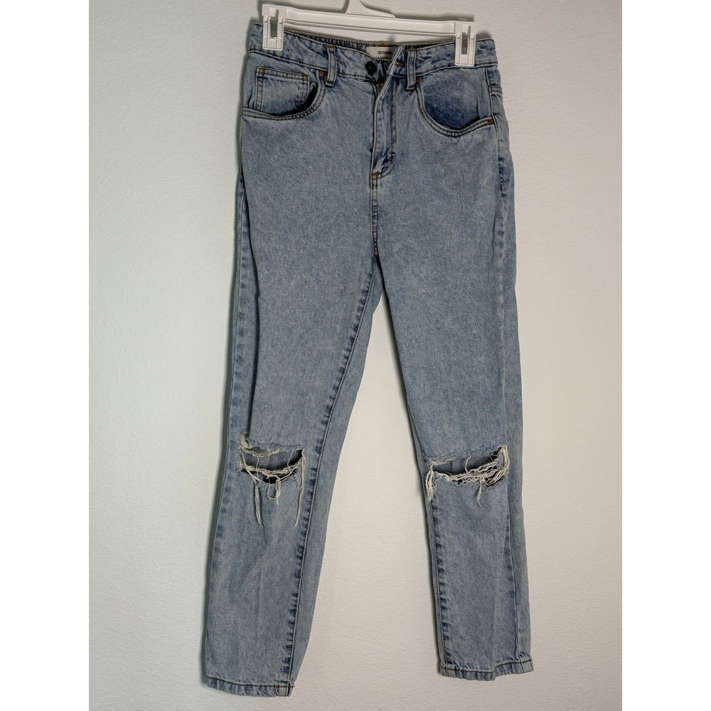 Cotton On Mom Jean Light Wash Distressed High Waisted Blue Denim Size 4 US